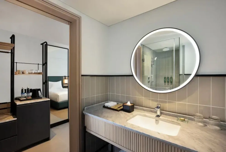 Standard Twin room with balcony