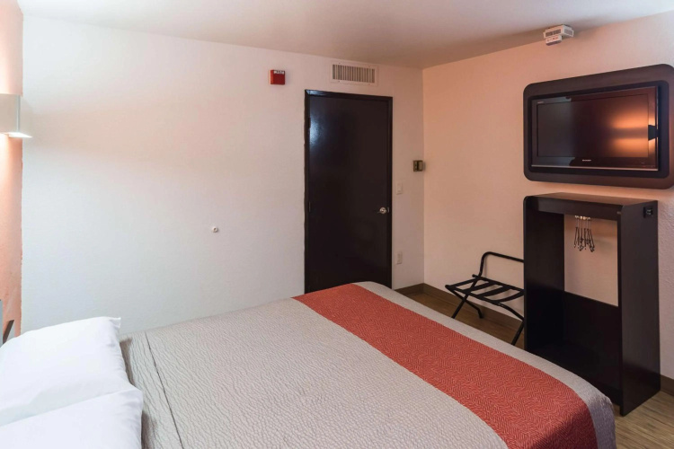 Motel 6 Oroville, CA