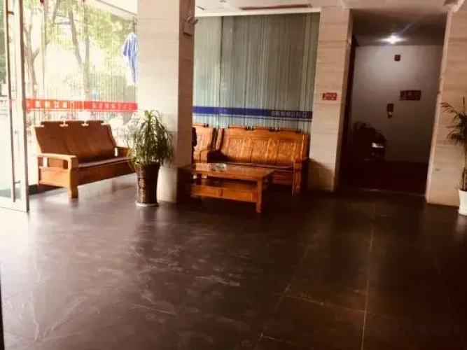 Qingjiang Express Hotel