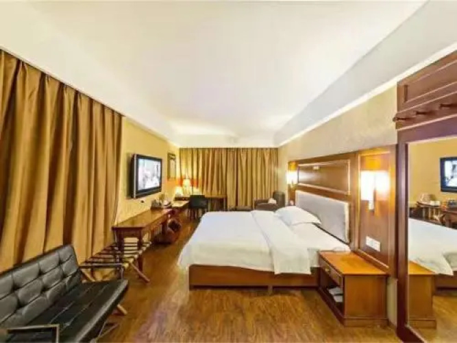 Ibis Chongqing Ranjiaba Hotel