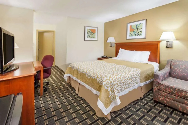 Days Inn Kent - Akron