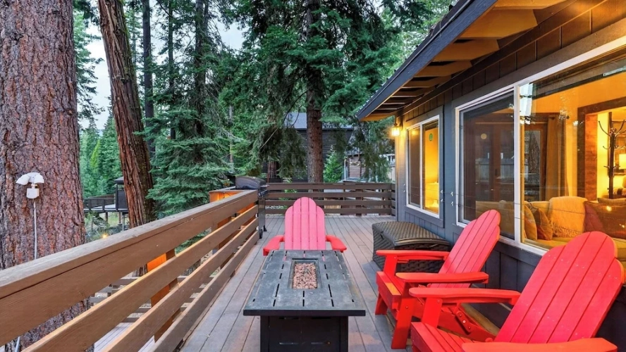 4 Bedrooms Cottage with balcony