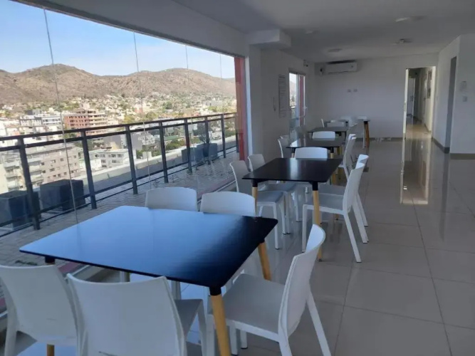 Edificio Leonardo, 5to piso
