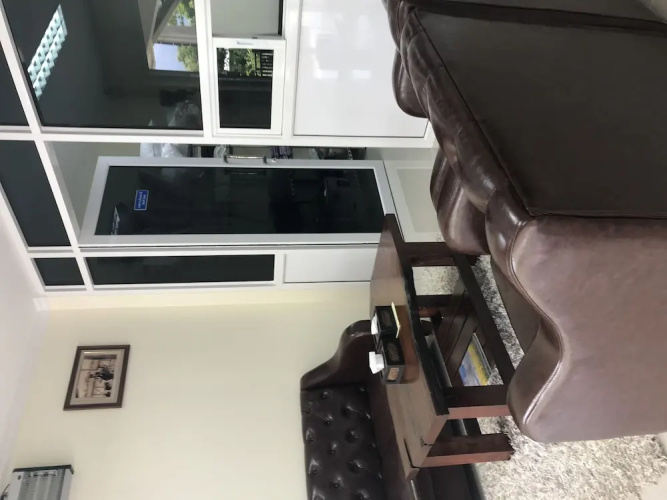 Thathong House