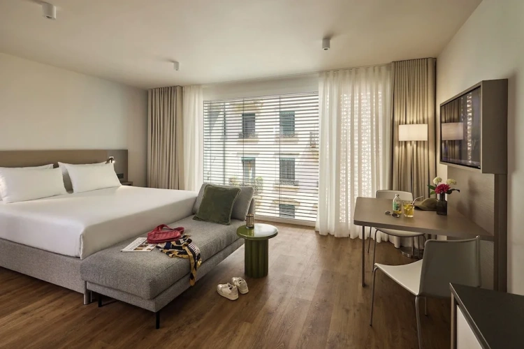 Standard Suite