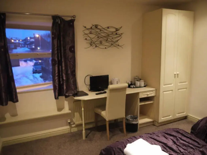 Dimple Well Lodge Hotel