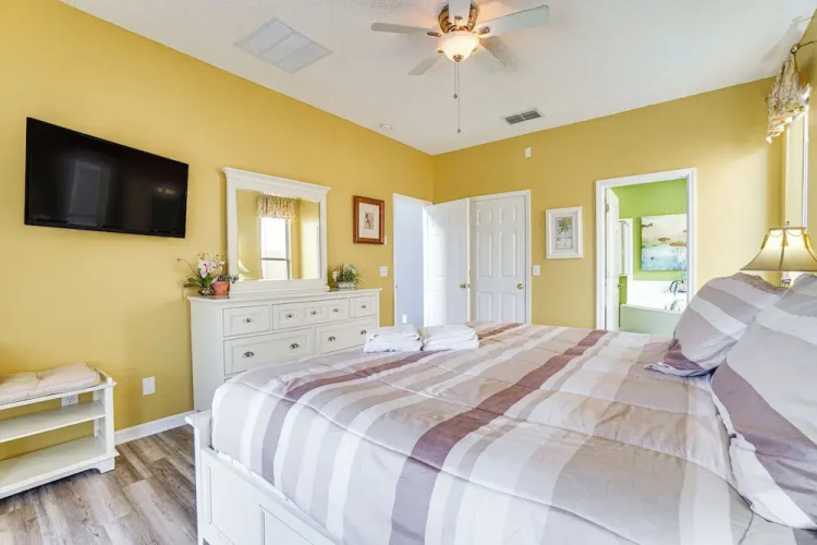 4 Mi to Disney World: Spacious Villa w/ Game Room!