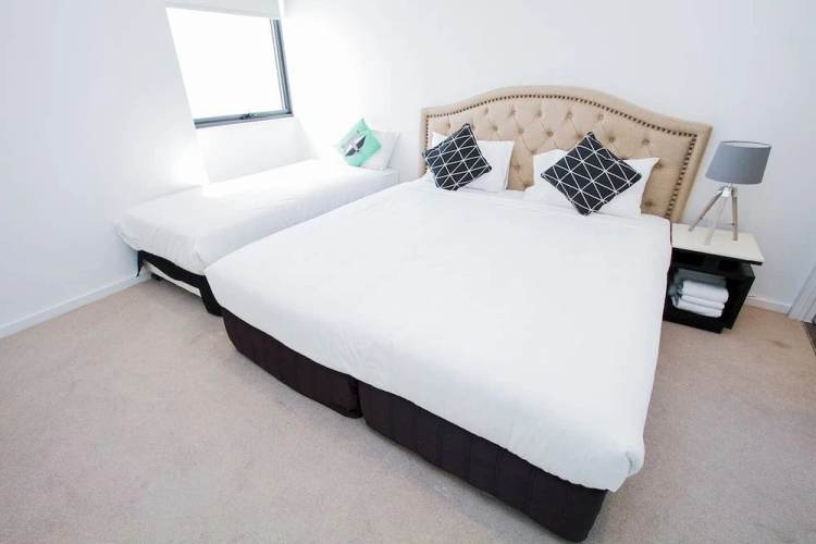 E10 Darling Harbour 2 BDR APT