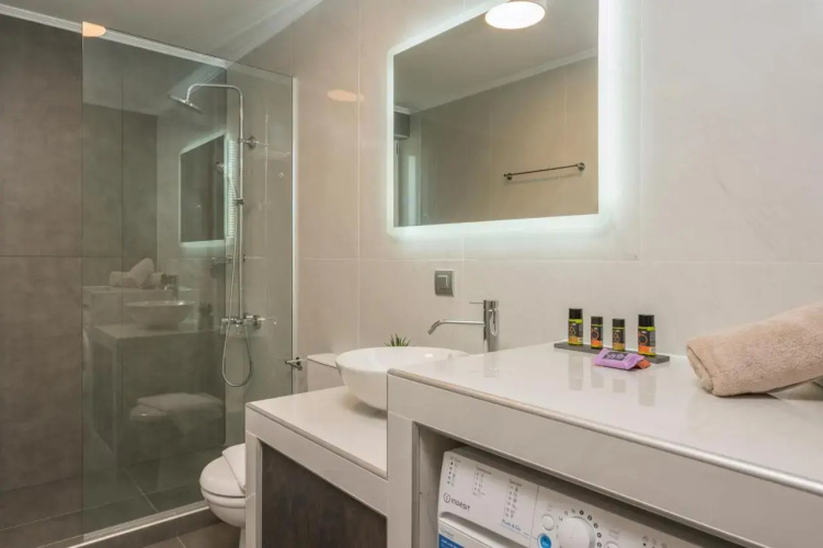 Quarters Luxury Apartments