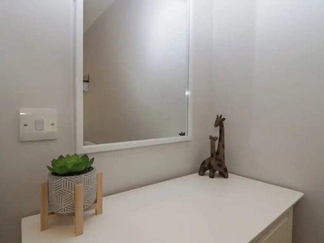 Garden Cottage No 1