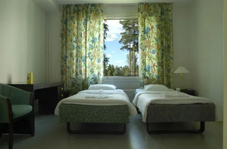 Summer Hotel Malakias