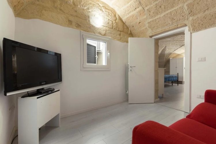 2102 Casa Leccese by Barbarhouse