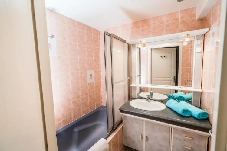 1 Bedroom Cottage