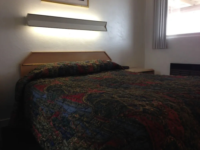 The Hub Motel