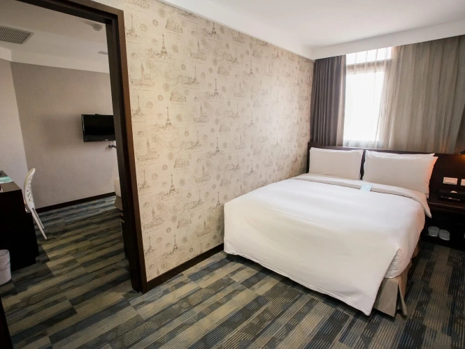 Deluxe Quadruple room