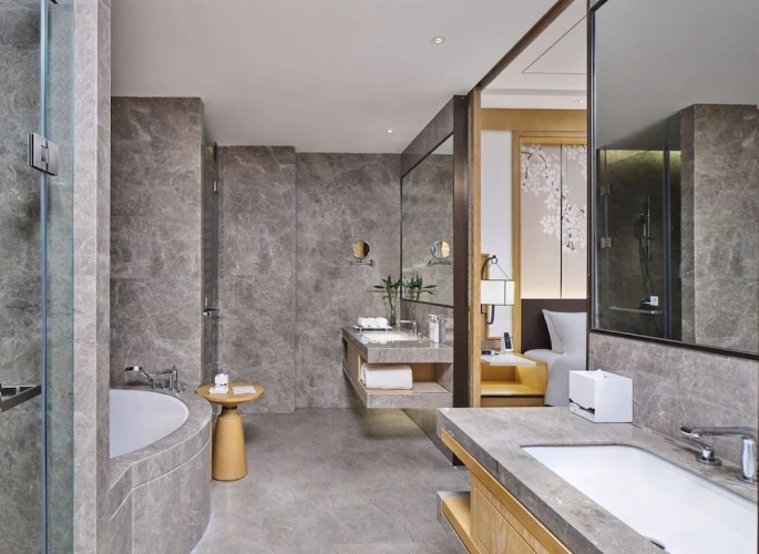 1 Bedroom Suite