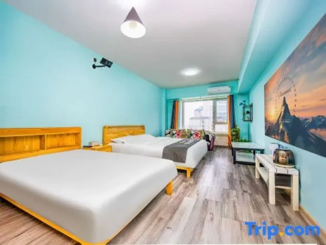Luxury Twin Family room
