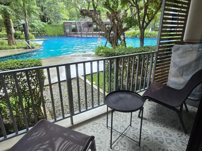 Pool Side Retreat- 1 BED TC-B105