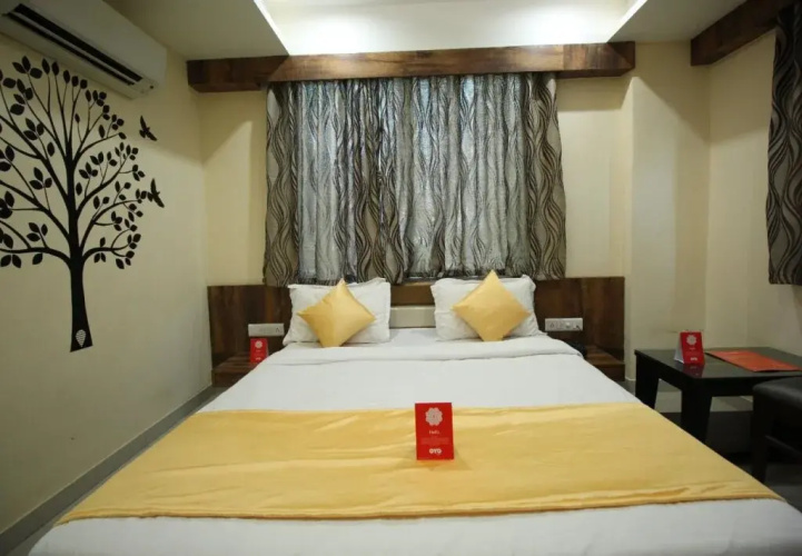 OYO 5330 Hotel Green Apple