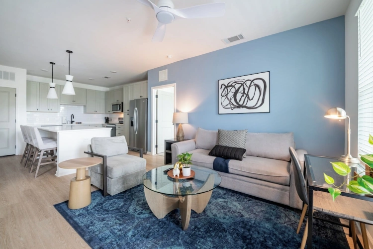 2 Bedrooms Apartment