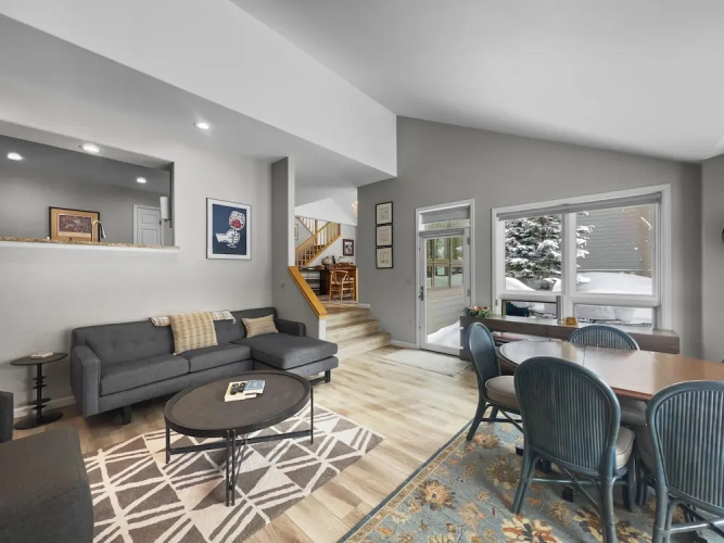 Legends 10 4br 4ba 4 Bedroom Townhouse by RedAwning