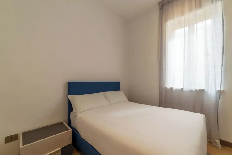 JOIVY Cavour 238