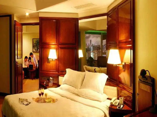 Holiday Inn Yangtze