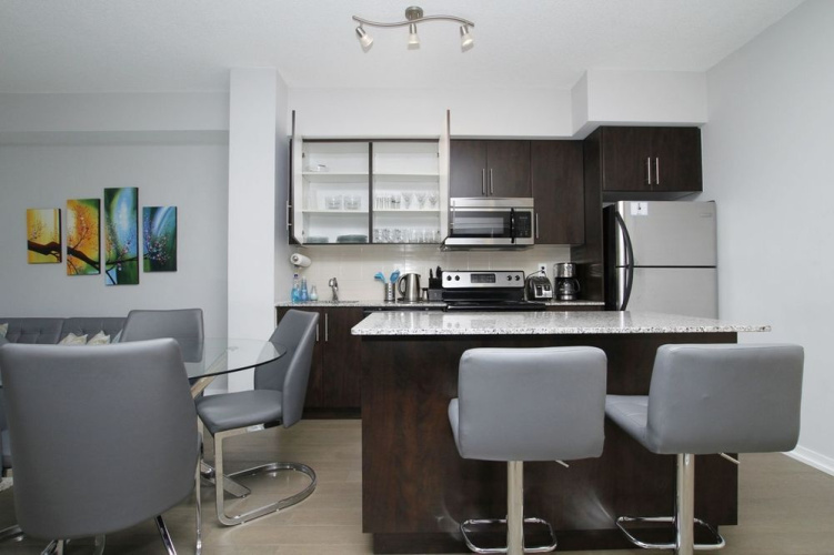Applewood Suites - Financial District