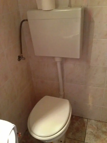 A2 - apt w Patio, Just 3 min Walking to the Beach