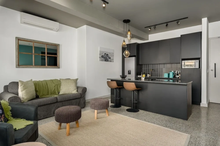 Deluxe Apartment