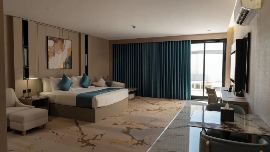 Deluxe Double Suite