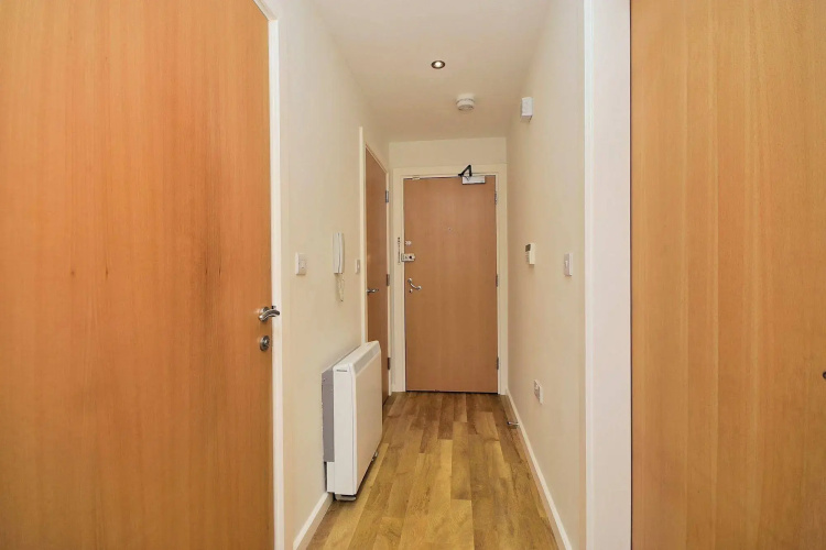 Racecourse Serviced Apartments