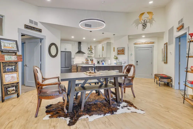 Downtown Winter Park Condo ~ 3 Mi to Skiing!