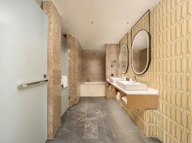Double Suite