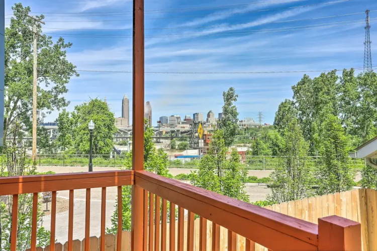 Central Cleveland Gem w/ Direct Skyline View!