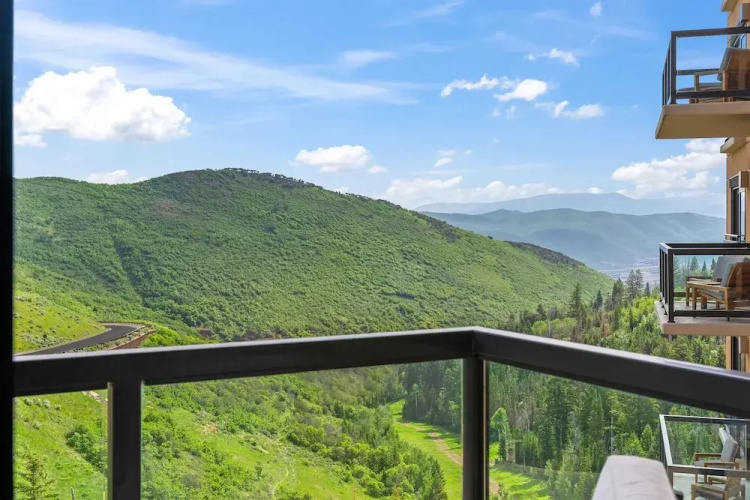 The Residences at The St Regis Deer Valley; Snow Park