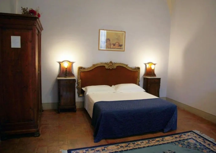 3 Bedrooms Apartment