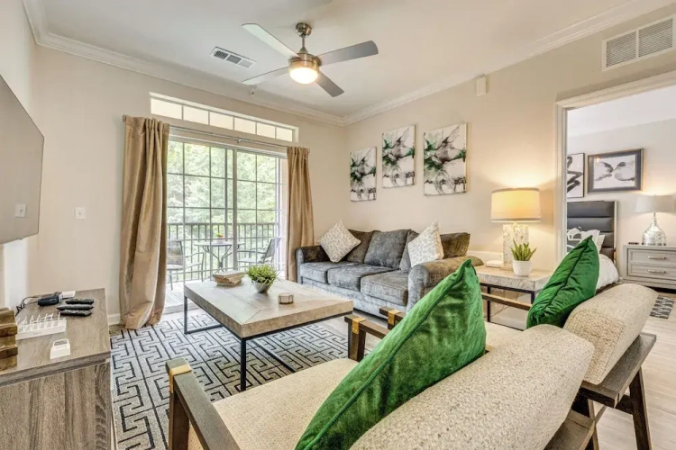 2 Bedrooms Apartment with balcony