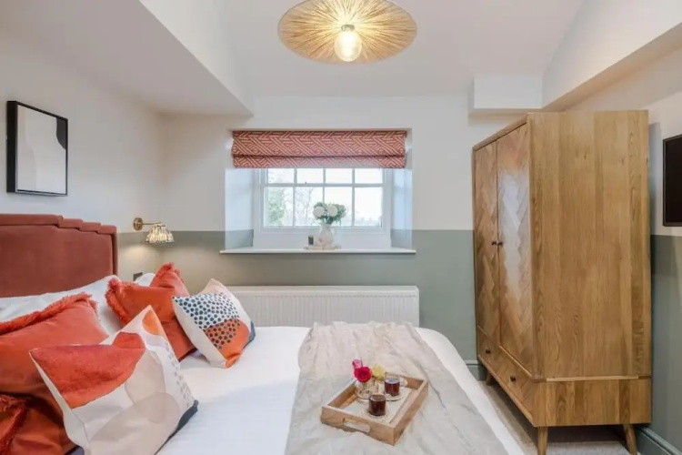 Your Apartment - Redland Place