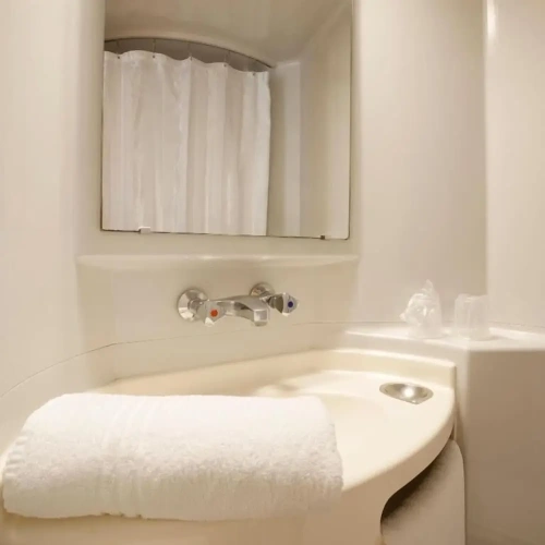 Economy Triple room