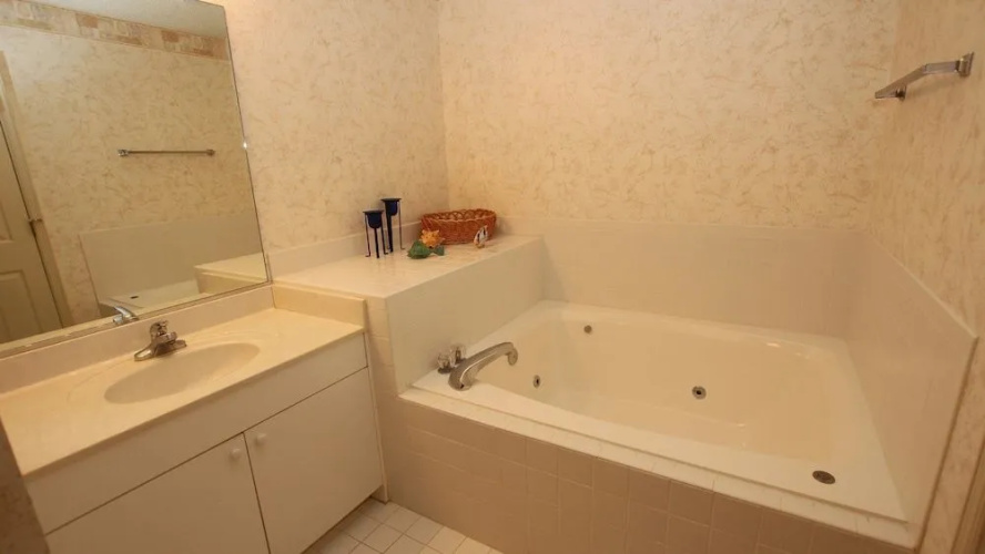 1130 Ocracoke - 4 Br Home