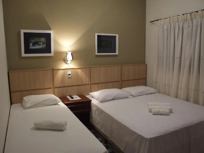 Standard Triple room