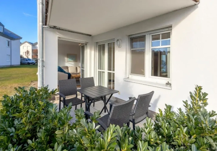 2 Bedrooms Apartment
