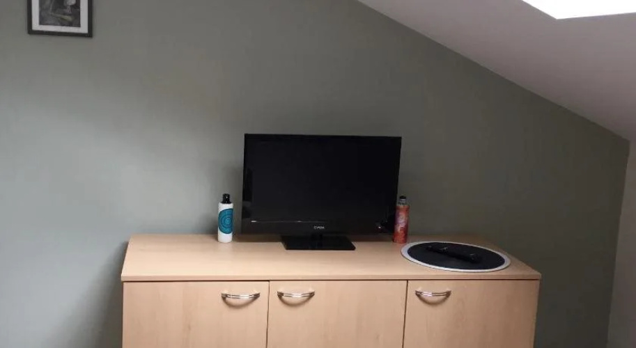 Hostel Theater 011
