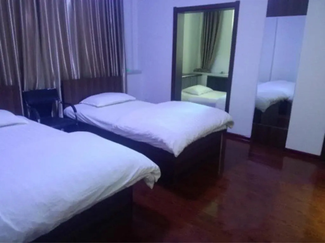 Sanjiaodi Inn