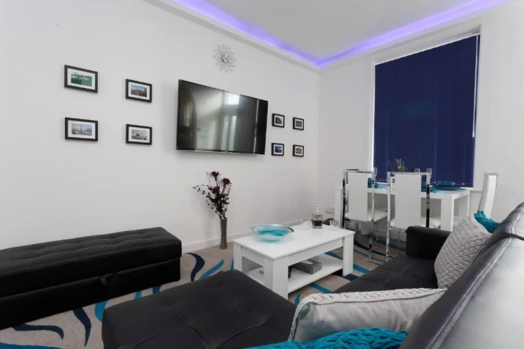 Deluxe Apartment