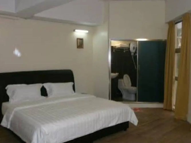 Oasis Hotel