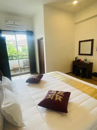 Lucky Transit Hotel
