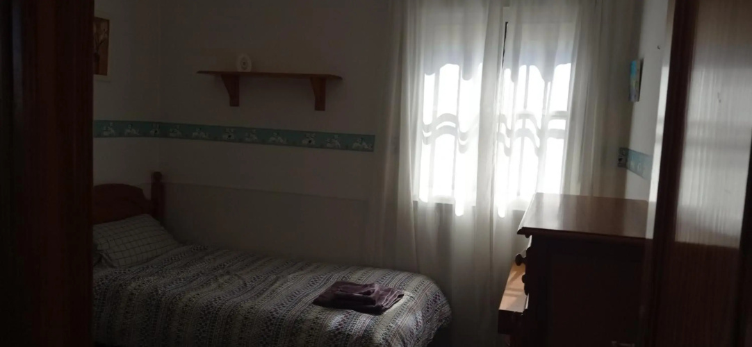 Casa con jardín privado cerca de la playa, para descansar y relajarse