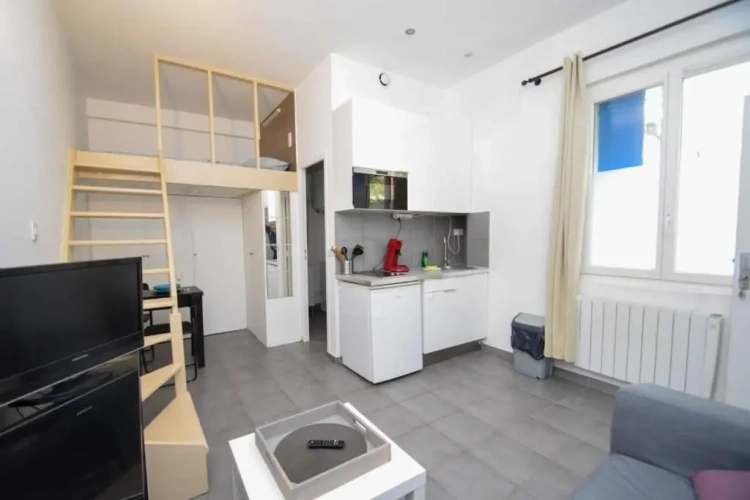 1 Bedroom Apartment